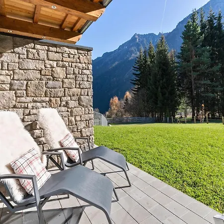In Near Zillertal Arena, Cleaning Included Дом отдыха Криммл